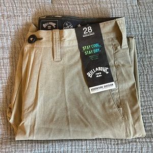 Billabong Men’s Shorts - size 28